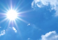 h_blauer-himmel-sonne h_blauer-himmel-sonne